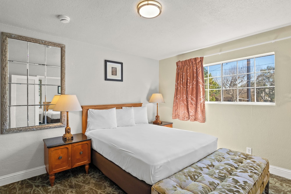 Rose Garden Inn - San Jose Airport 6/51