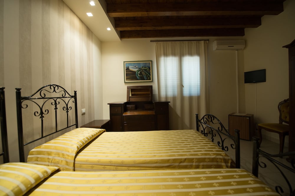 Hotel Aliai 15/60