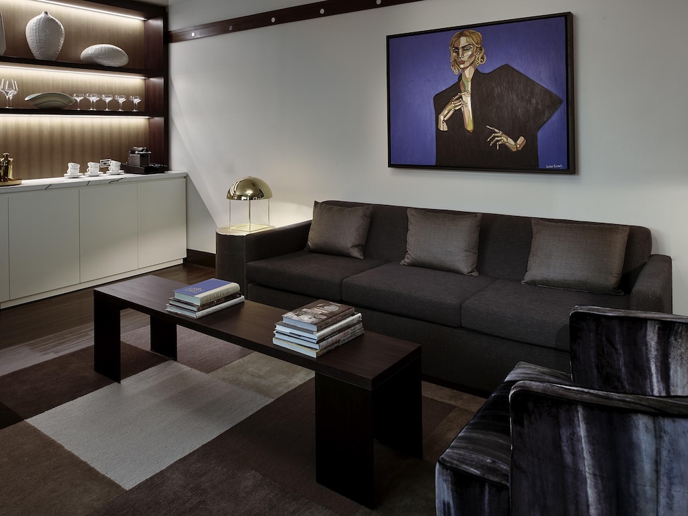 Sofitel Philadelphia at Rittenhouse Square 49/69