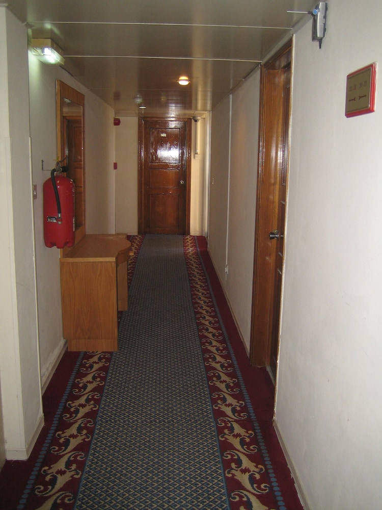 Onisillos Hotel 16/45