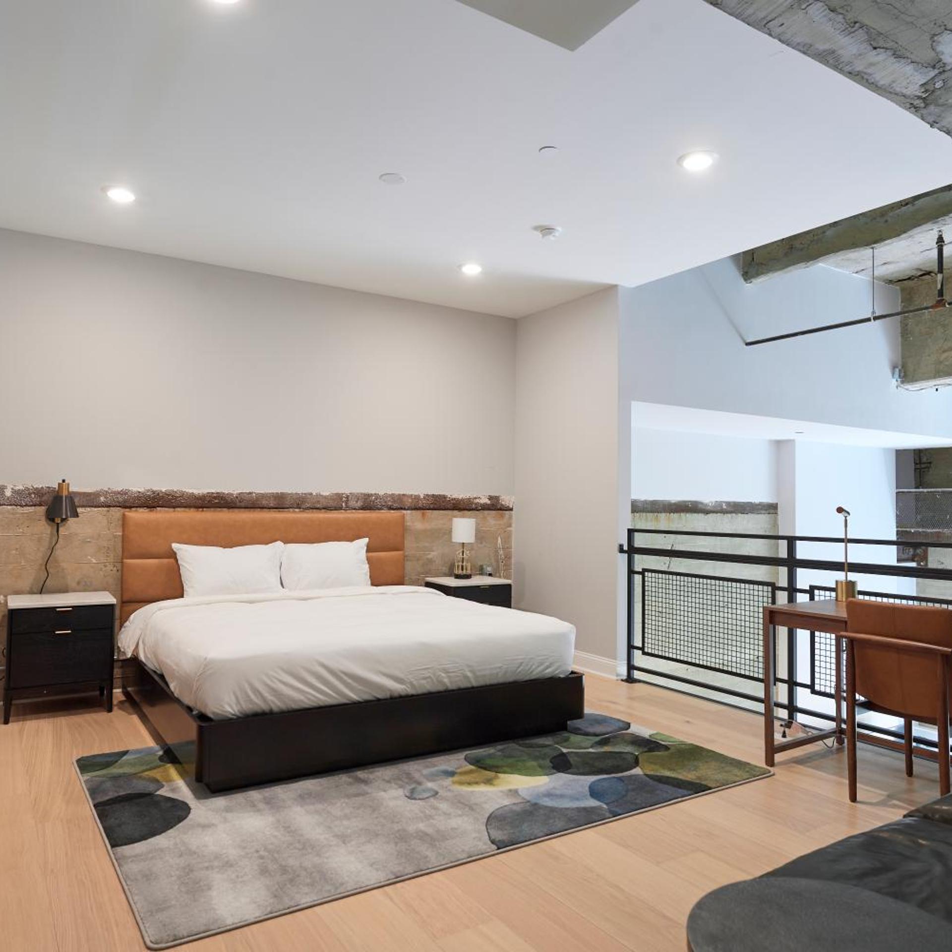 Riversuites At The Battery 7/25