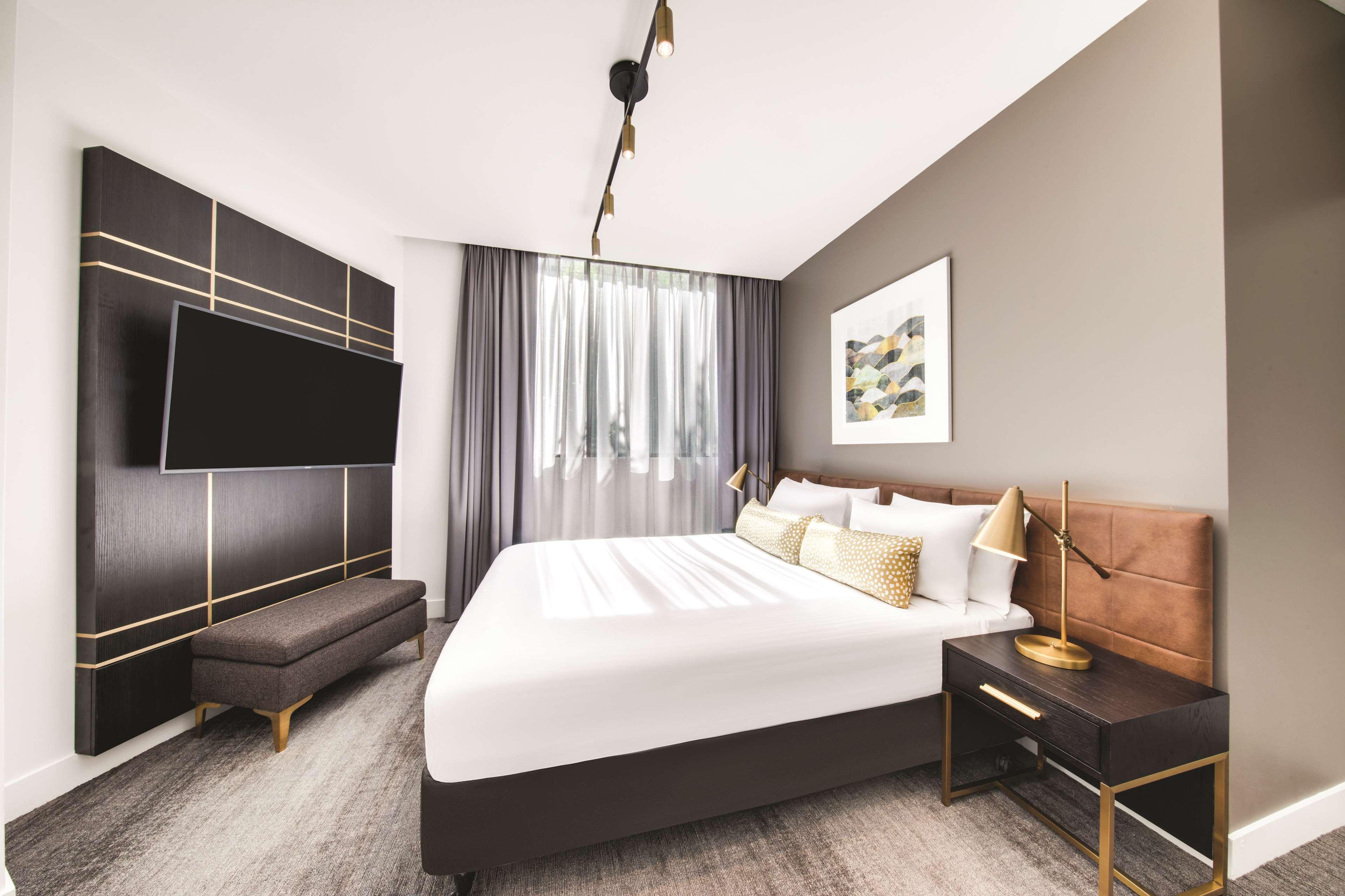 Room at Vibe Hotel Sydney, SYDNEY