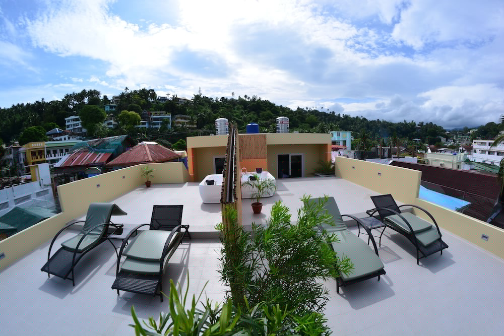 Papa Fred S Beach Resort 58/70
