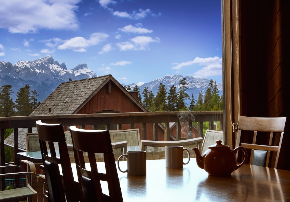 Banff Gate Mountain Resort 2/58