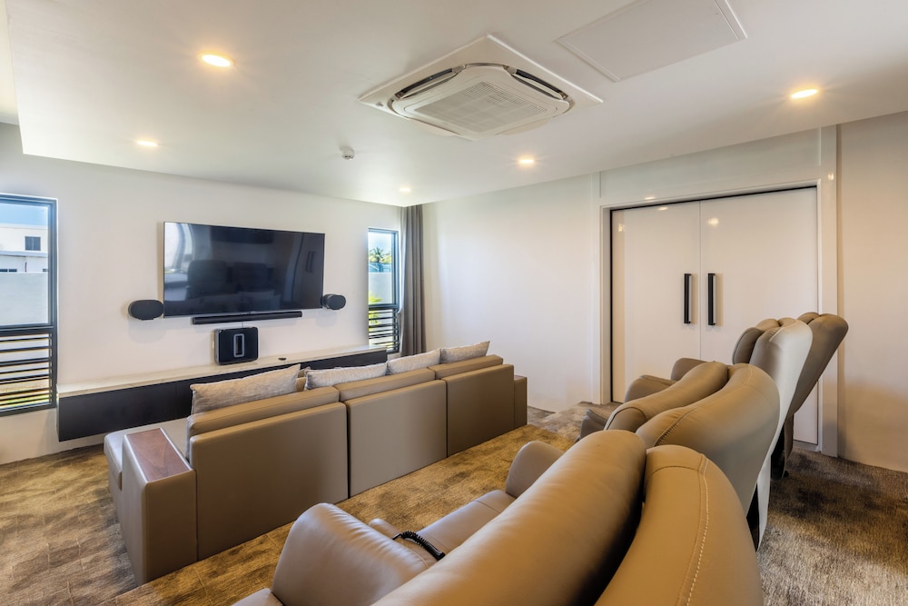 Trilogy Villas 64/86