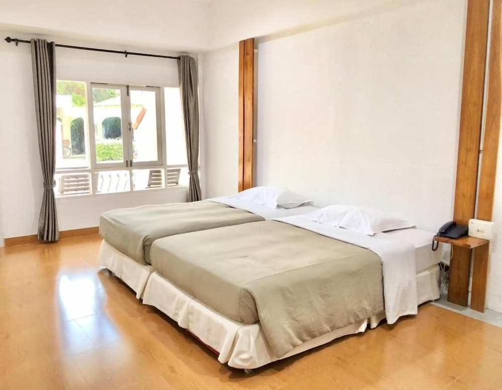 Dad D Resort by Lopburi Inn Resort 27/63