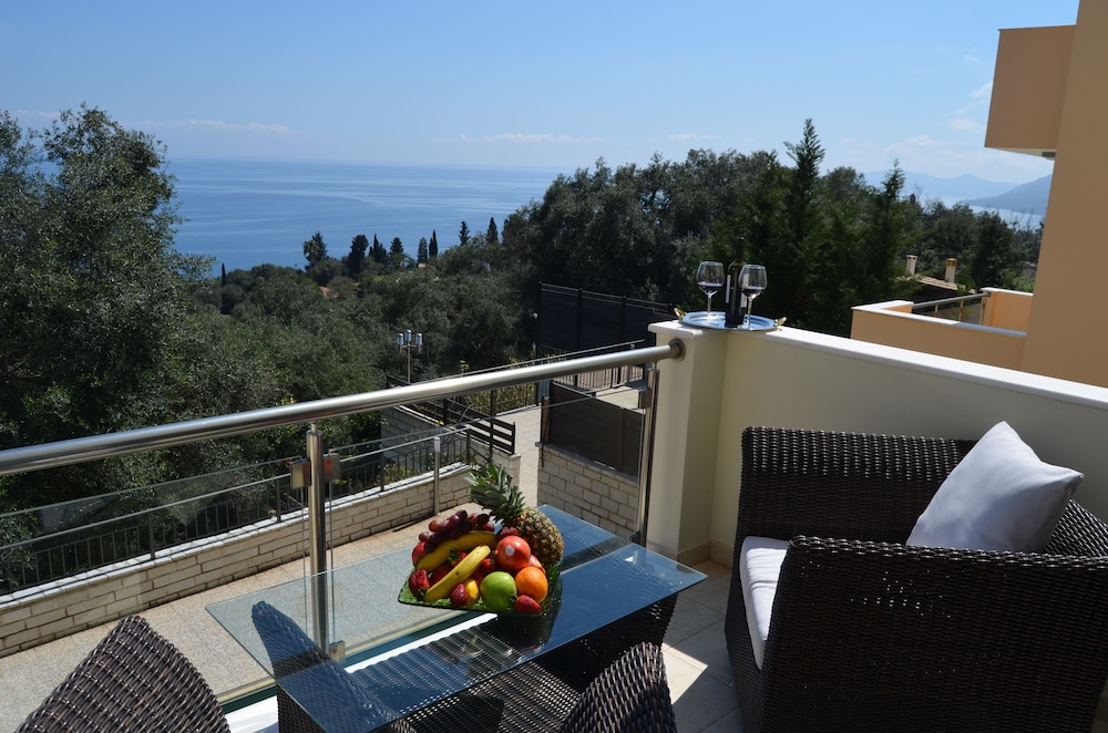 Achillion Luxury Corfu Villa 51/55