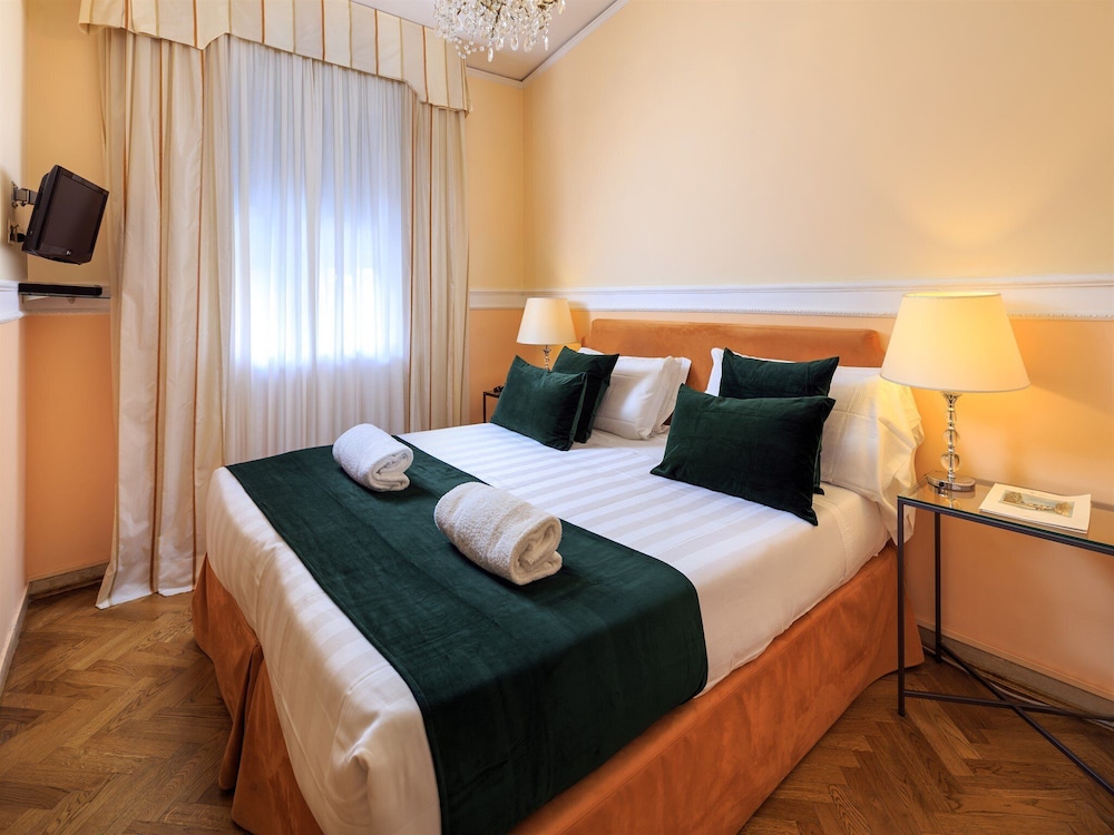 Villa Carlotta 38/56