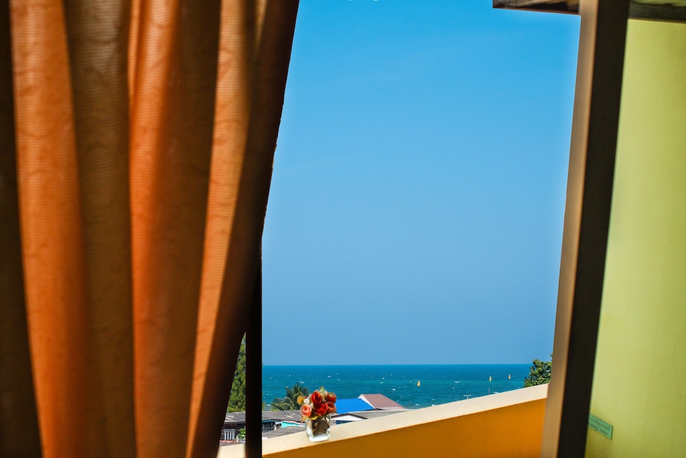Chomsin Hua Hin Hotel 44/49