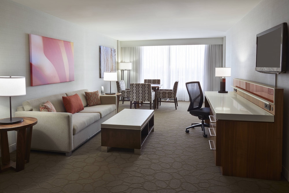 Delta Hotels by Marriott Toronto Airport & Conference Centre 19/32