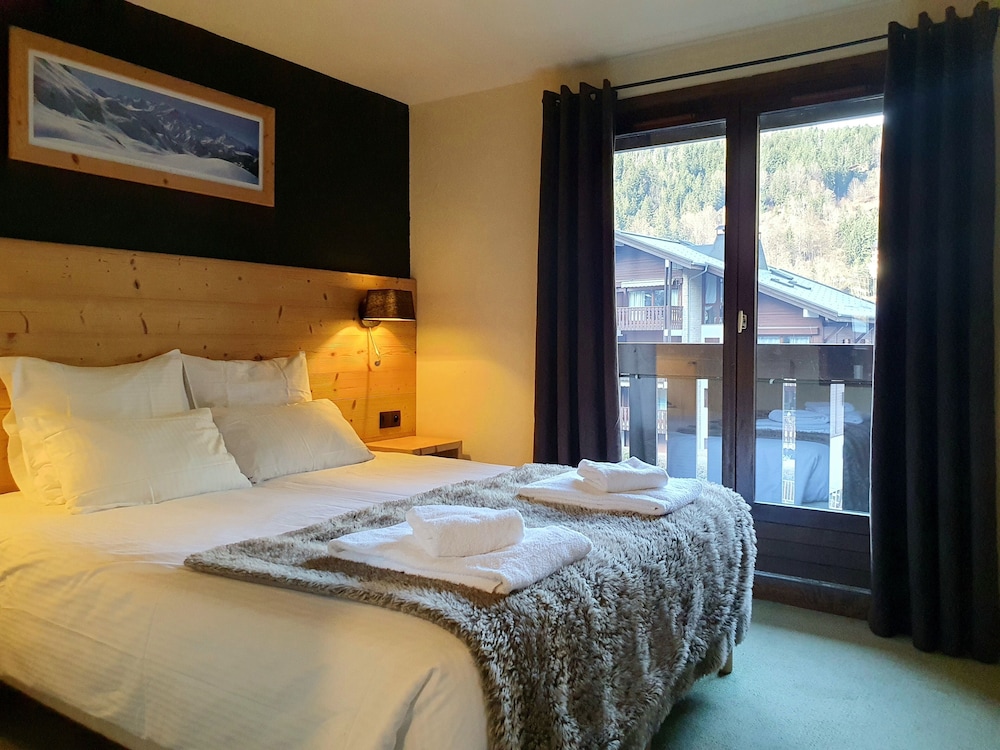 ROOM, DOUBLE BED, BREVENT SIDE, BALCONY