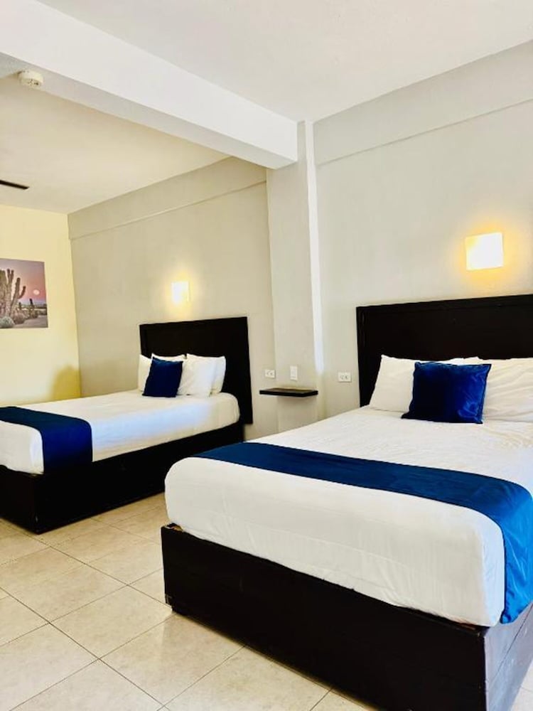 Capital O Hotel Jazuli, San Jose del Cabo 10/45