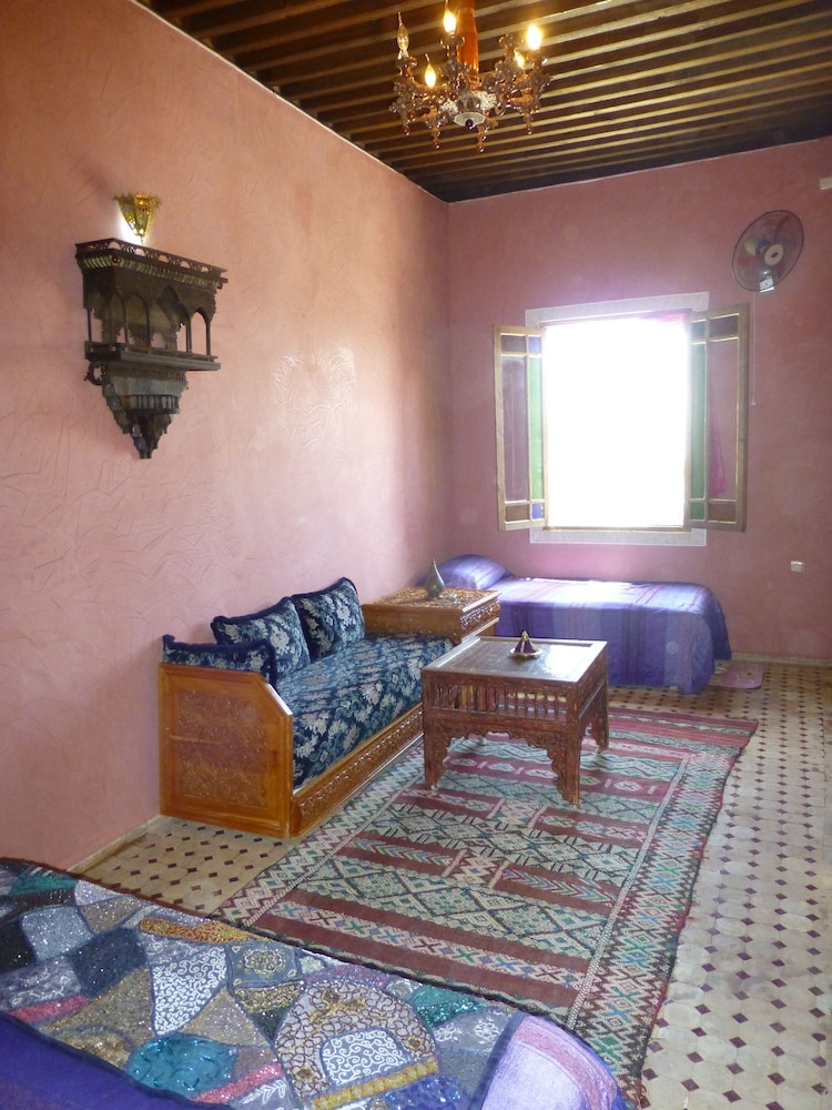 Dar Naima - Hostel 30/36