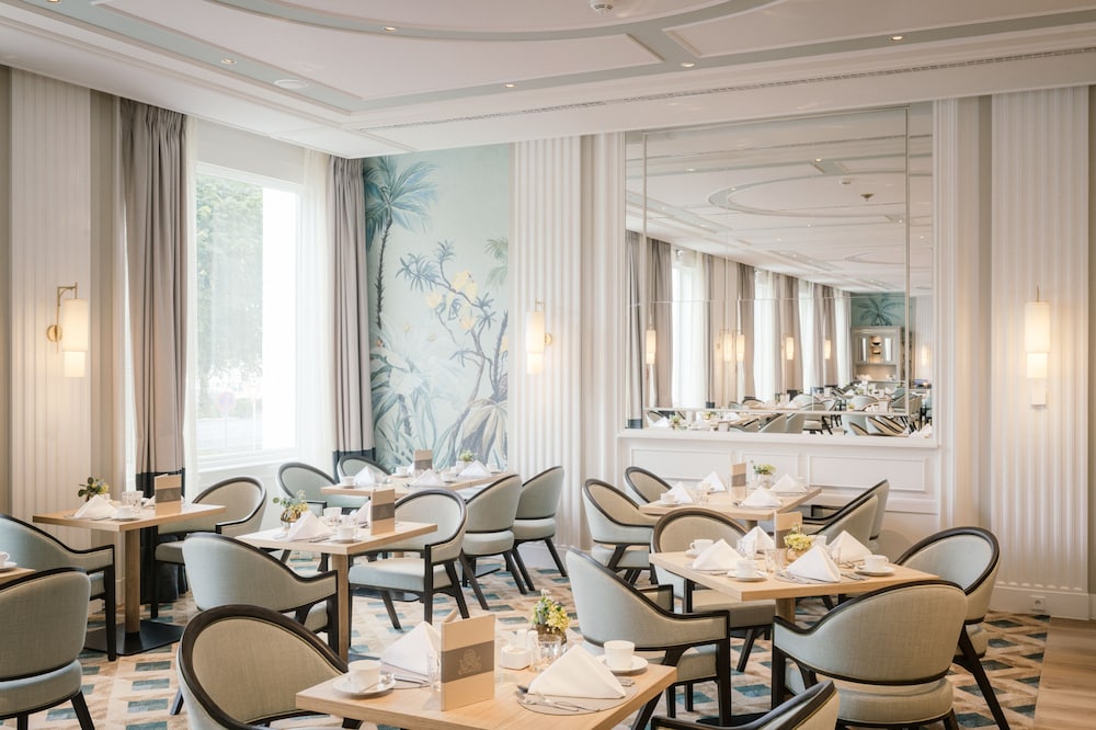 Hotel Atlantic Hamburg, Autograph Collection 37/42
