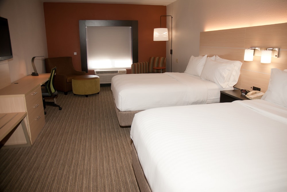 HOLIDAY INN EXPRESS HOTEL SUITES ATHENS 18/61