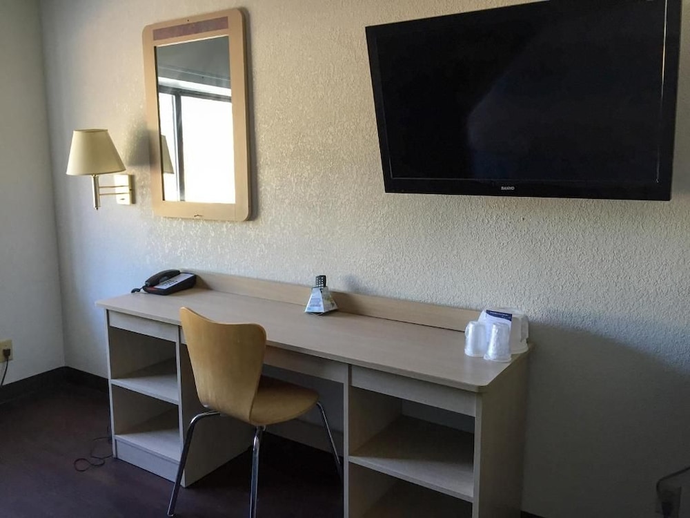 Motel6 Norcross, GA 45/55