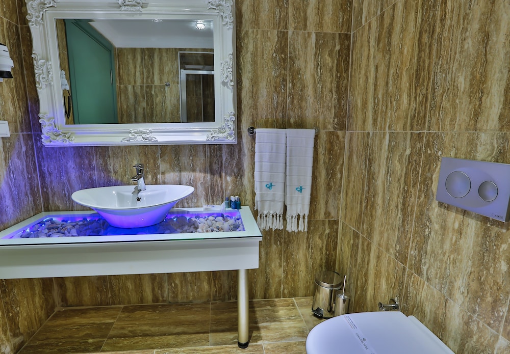 Cinar Boutique Hotel 61/63
