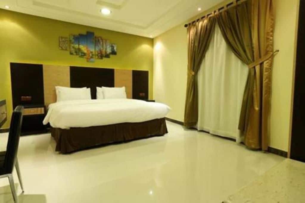 1 BEDROOM, SUPERIOR, APARTMENT, CITY VIEW