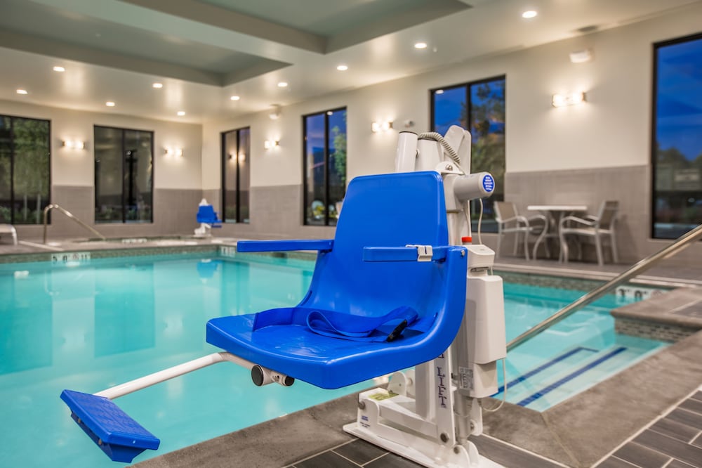 Holiday Inn Portland West Hillsboro 34/74