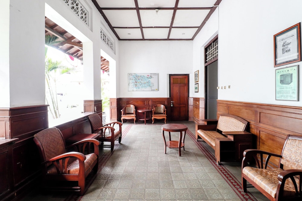 Hotel Limaran 49/77