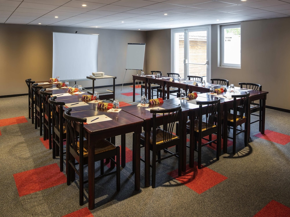 Ibis Nuits Saint Georges 52/59