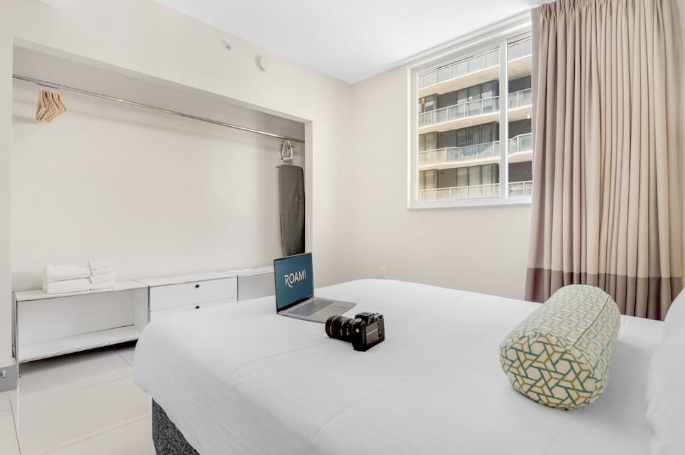 2 Bedrooms, 2 Queen Beds, 2 Bathrooms, Sofa