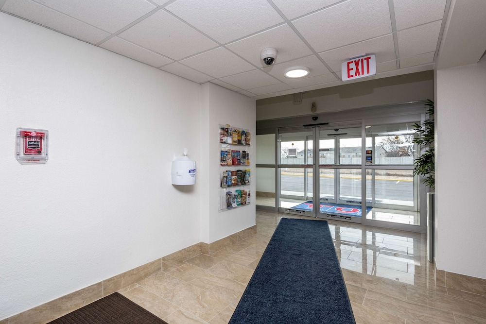 Motel6 Peoria, IL 48/66