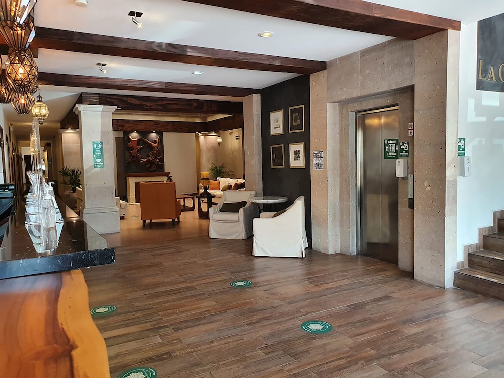 Hotel La Casona 18/68