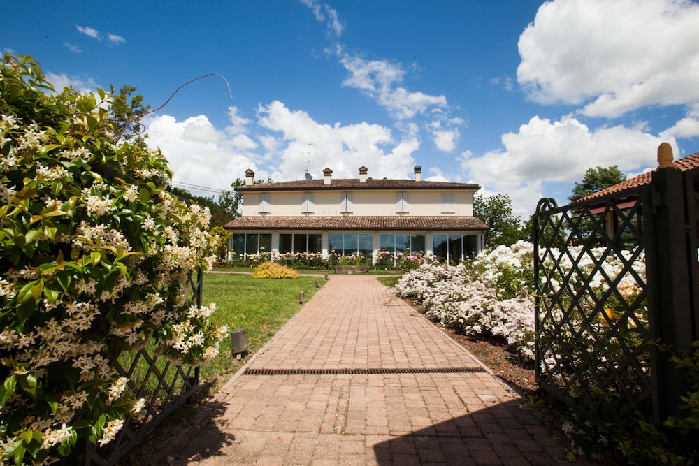 Hotel Relais Villa Abbondanzi 68/77