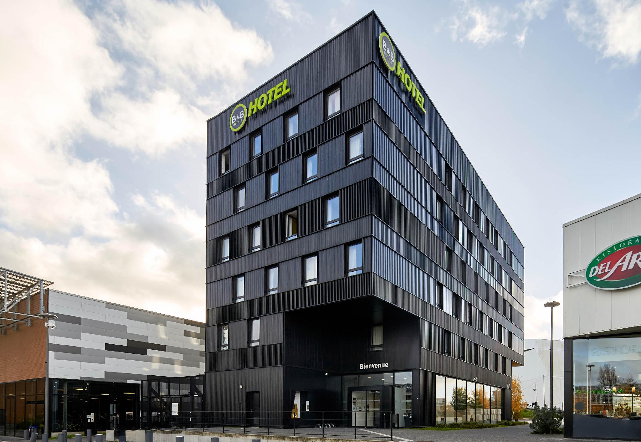 B&B Hotel Cergy Saint-Christophe in CERGY