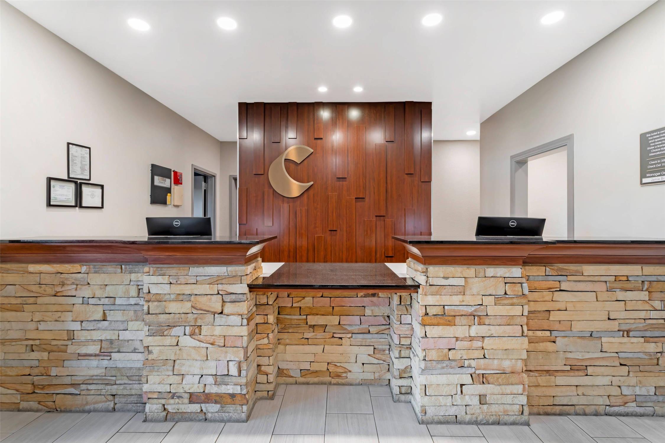 Comfort Inn Dayton South 8/25