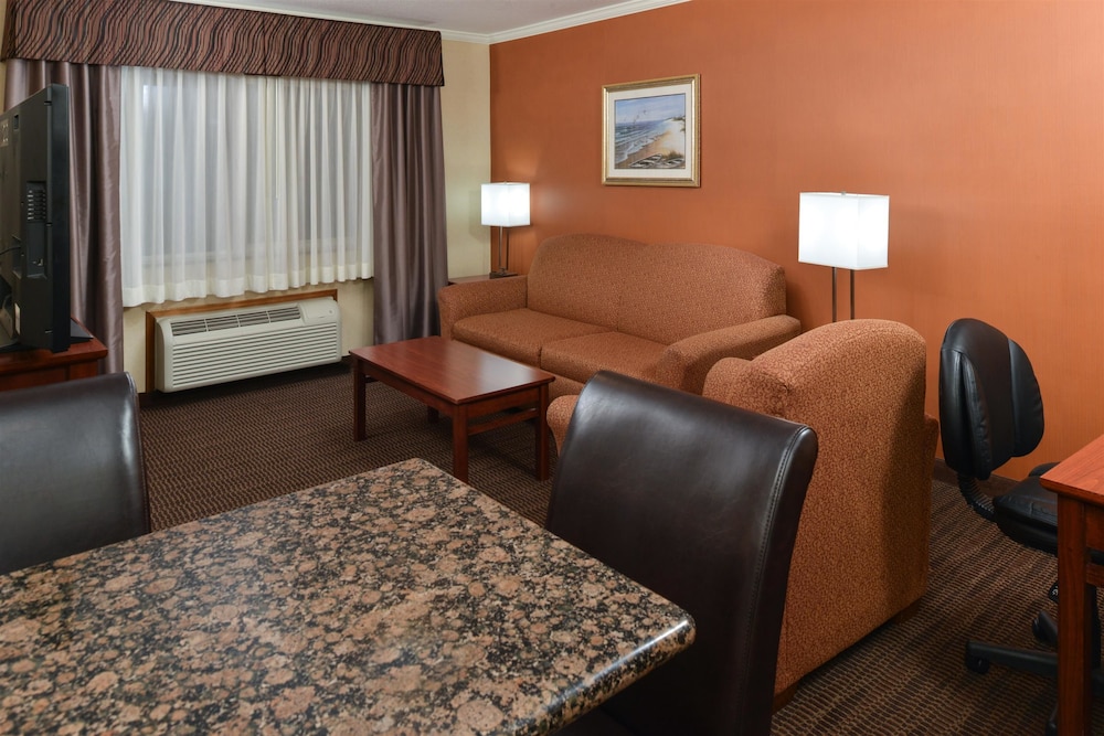 Best Western Plus Landmark Inn 25/34