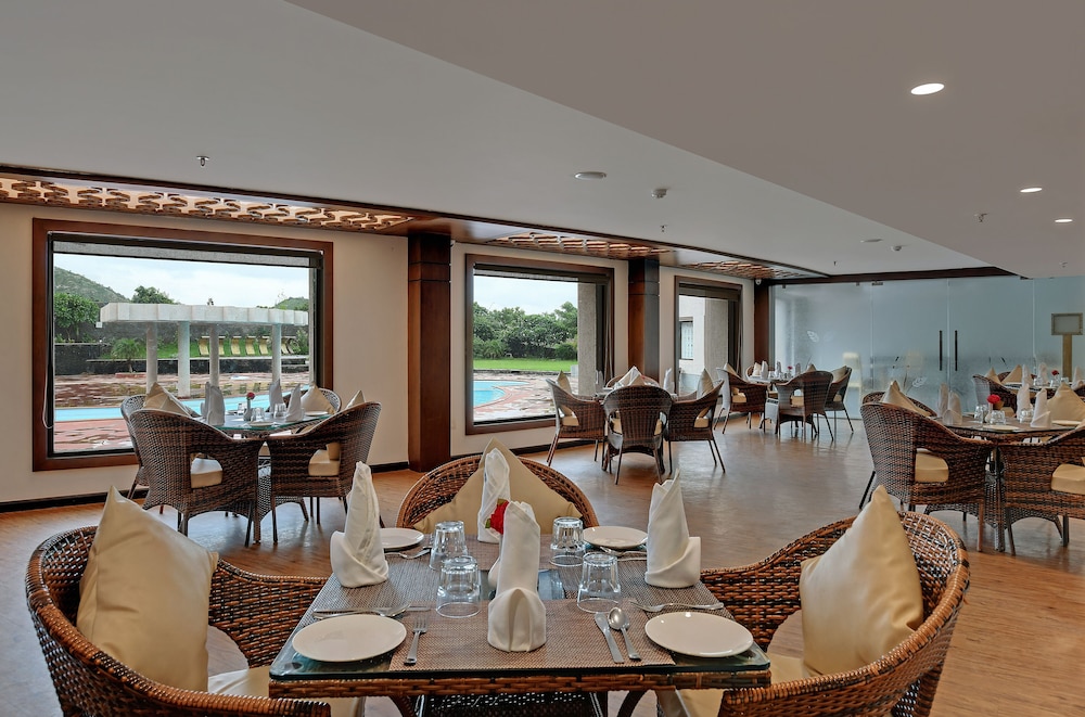 Spectrum Resort, Spa & Convention 30/48