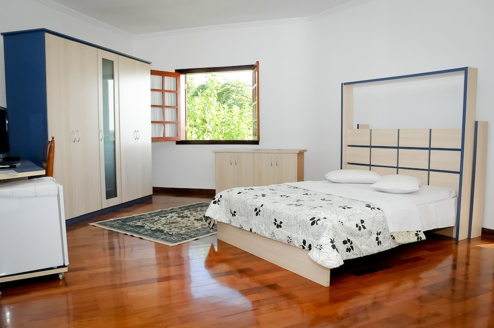 Hotel Nova Odessa 2/34