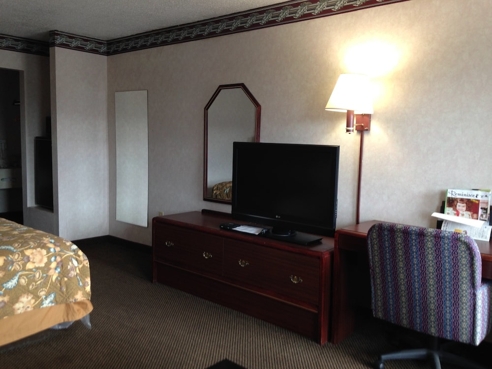 Americas Best Value Inn Suites Clarksdale 10/27