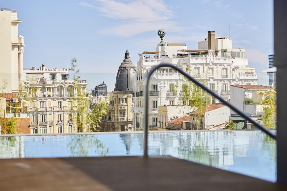 Hyatt Thompson Madrid 48/50