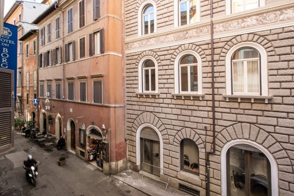Trevi Fountain Superior 3 bdr apartment 41/49