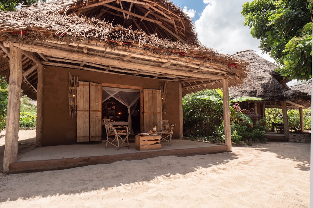 Mwezi Boutique Resort 5/50