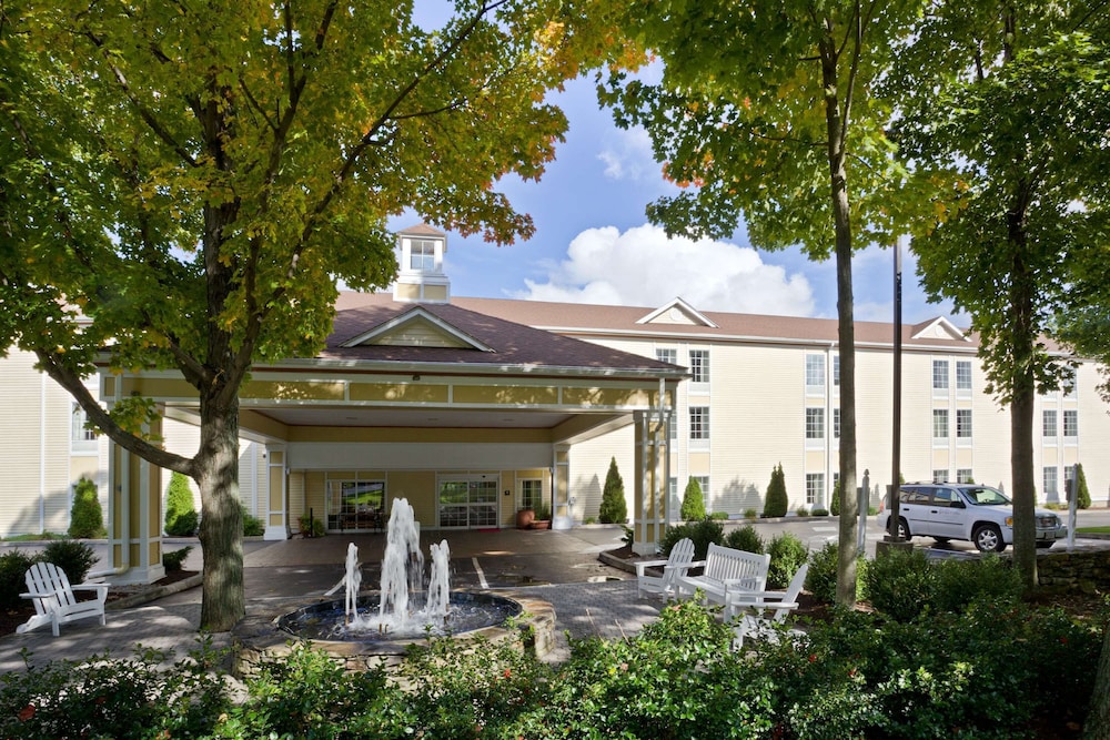 Hampton Inn Sturbridge 1/28