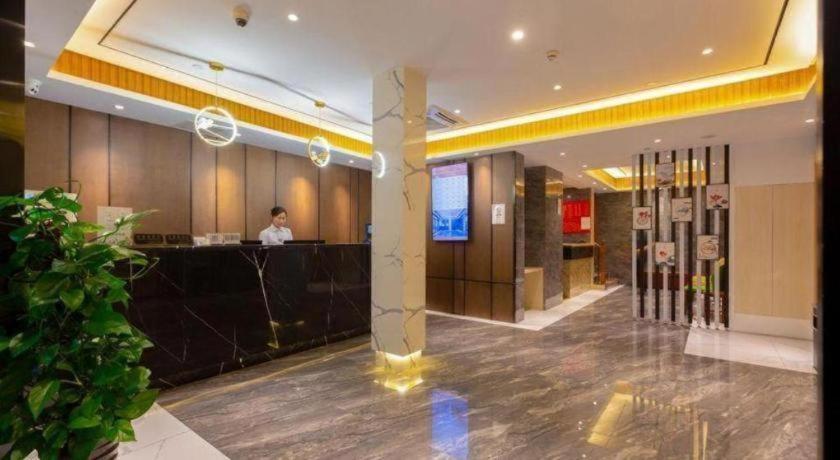 GYA Shanghai Long Distance Passenger Terminal Hotel 8/49