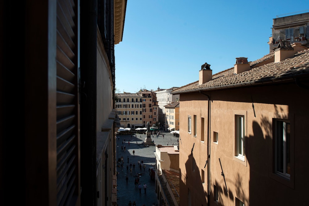 Town House Campo De' Fiori 63/70