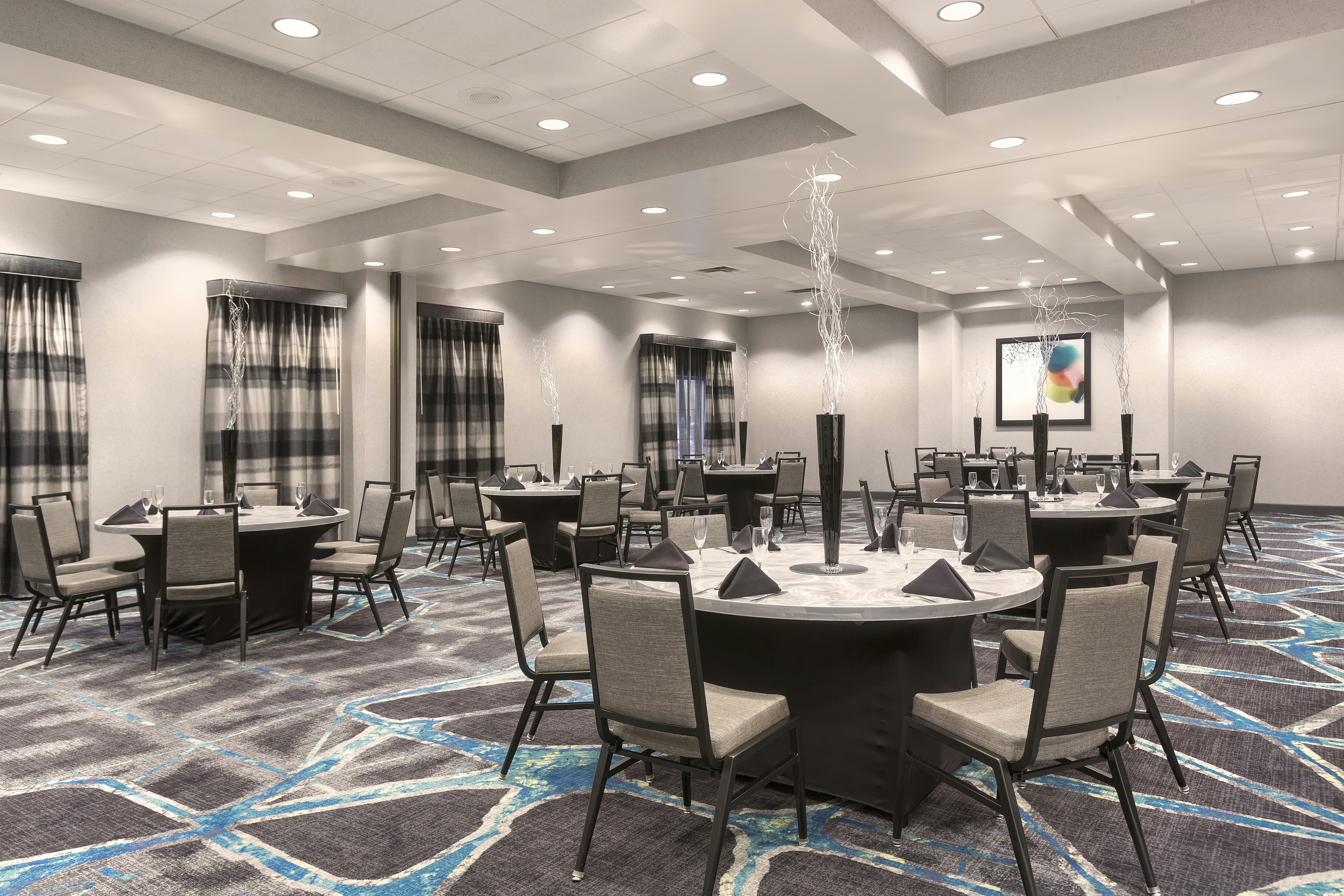 Embassy Suites By Hilton Orlando Airport 48/53