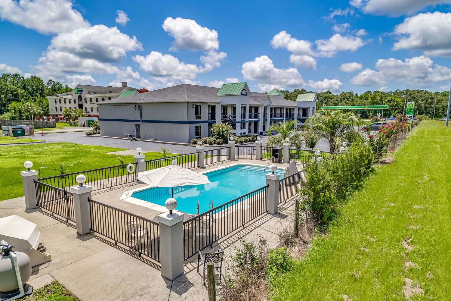 Quality Inn Quincy Tallahassee West FL 23/25