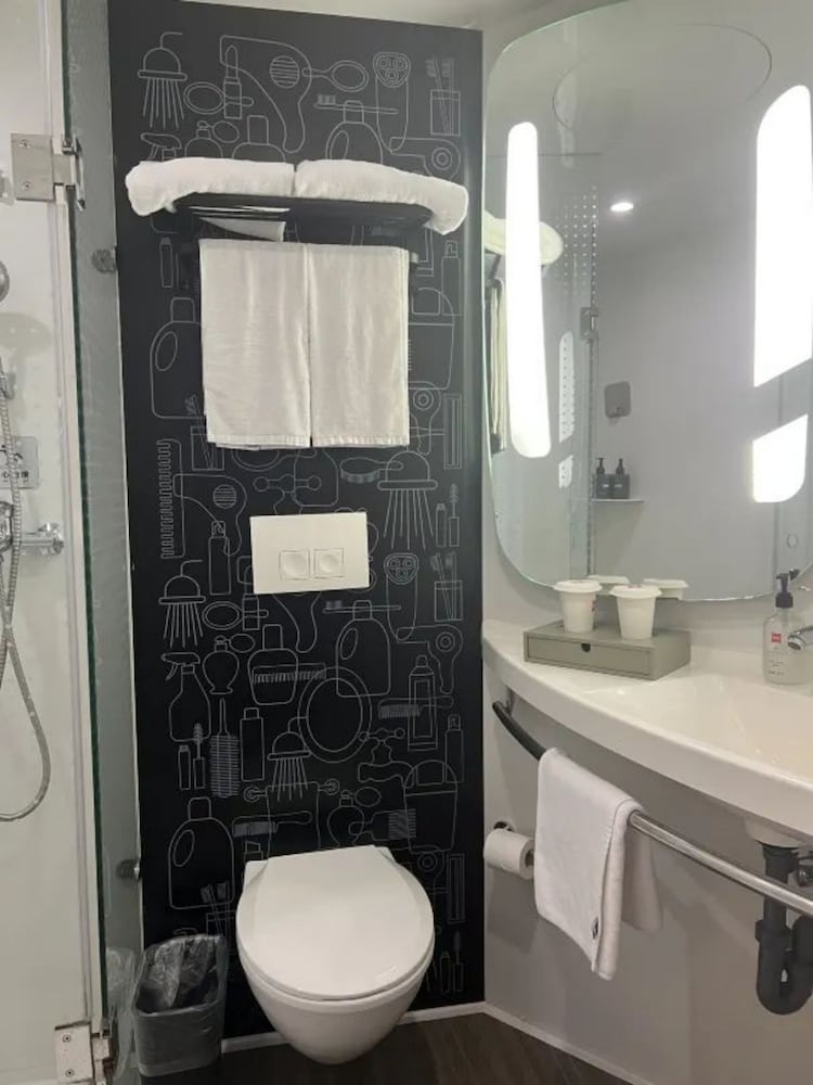 ibis Wuhan Hankou 49/50