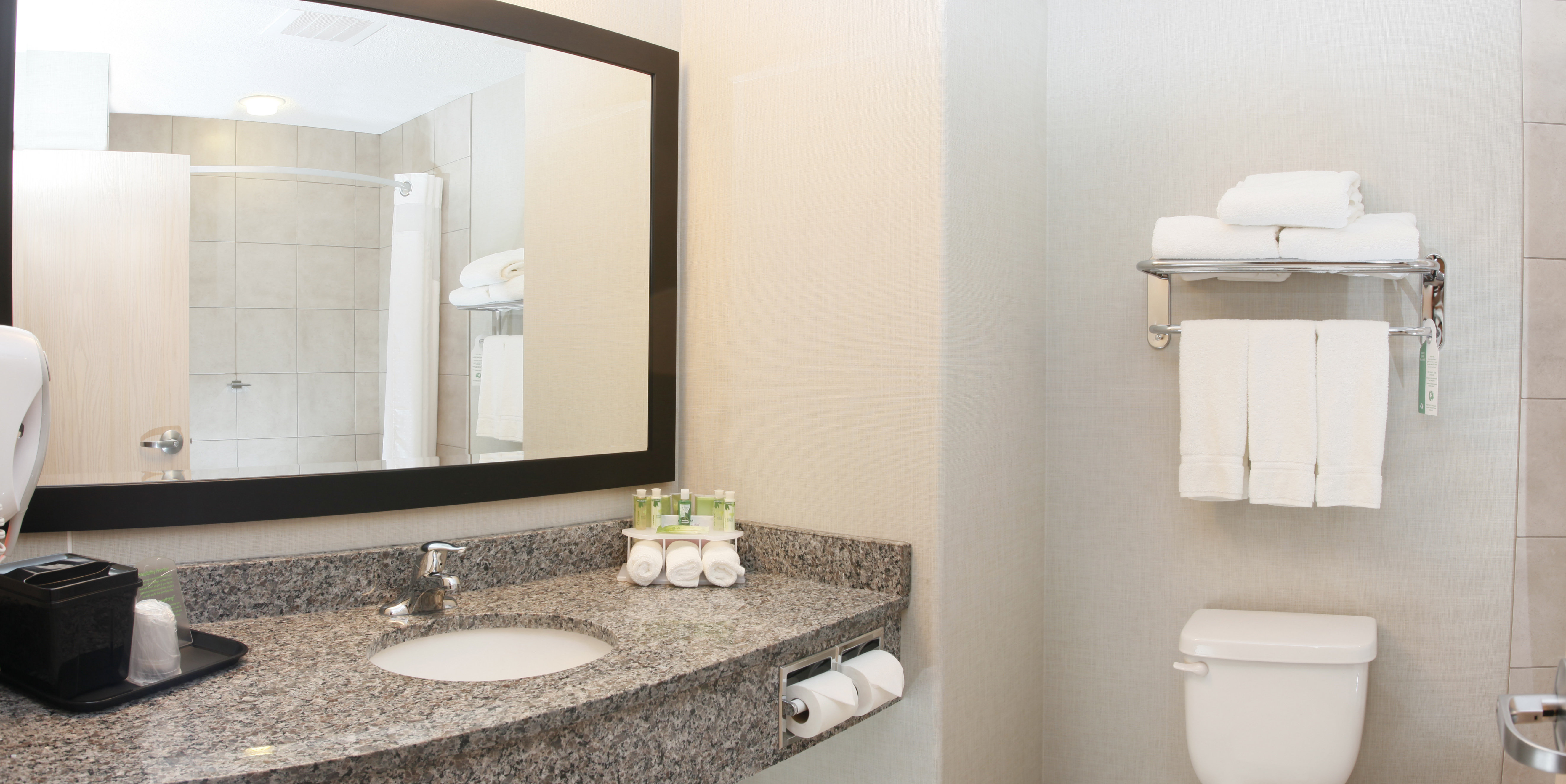 غرفة قياسية بسرير كينج، Holiday Inn Express Fort St John 3/4