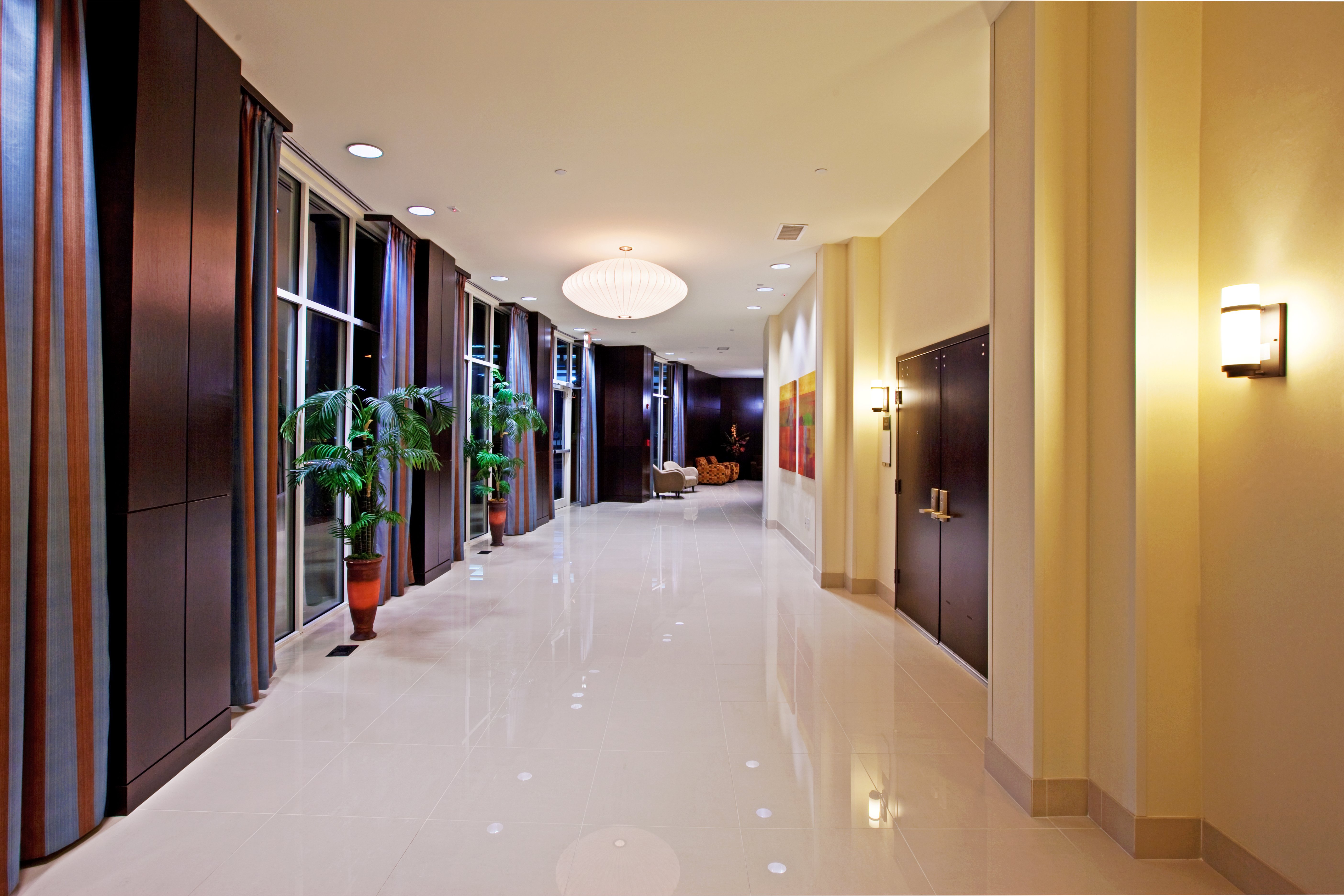 Holiday Inn Louisville Airport - Fair/Expo 11/57