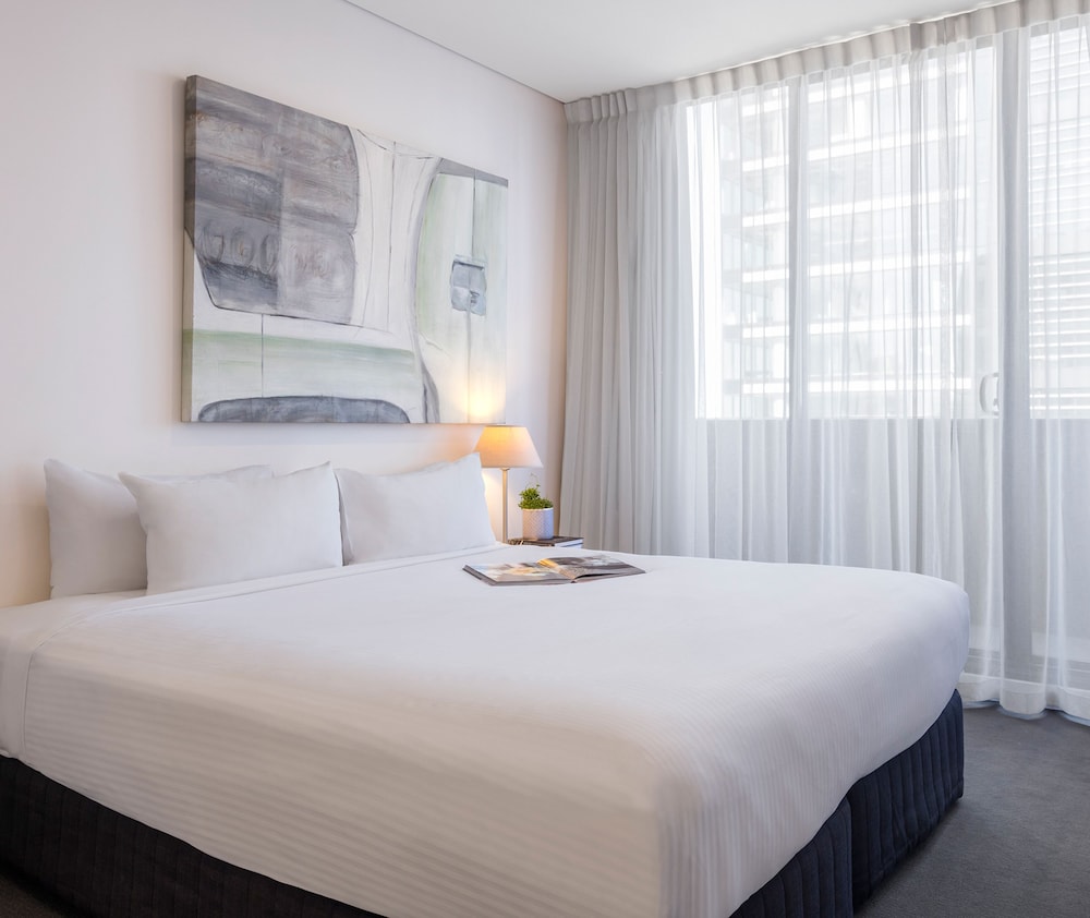 Oaks Melbourne on Collins Suites، ملبورن 16/50