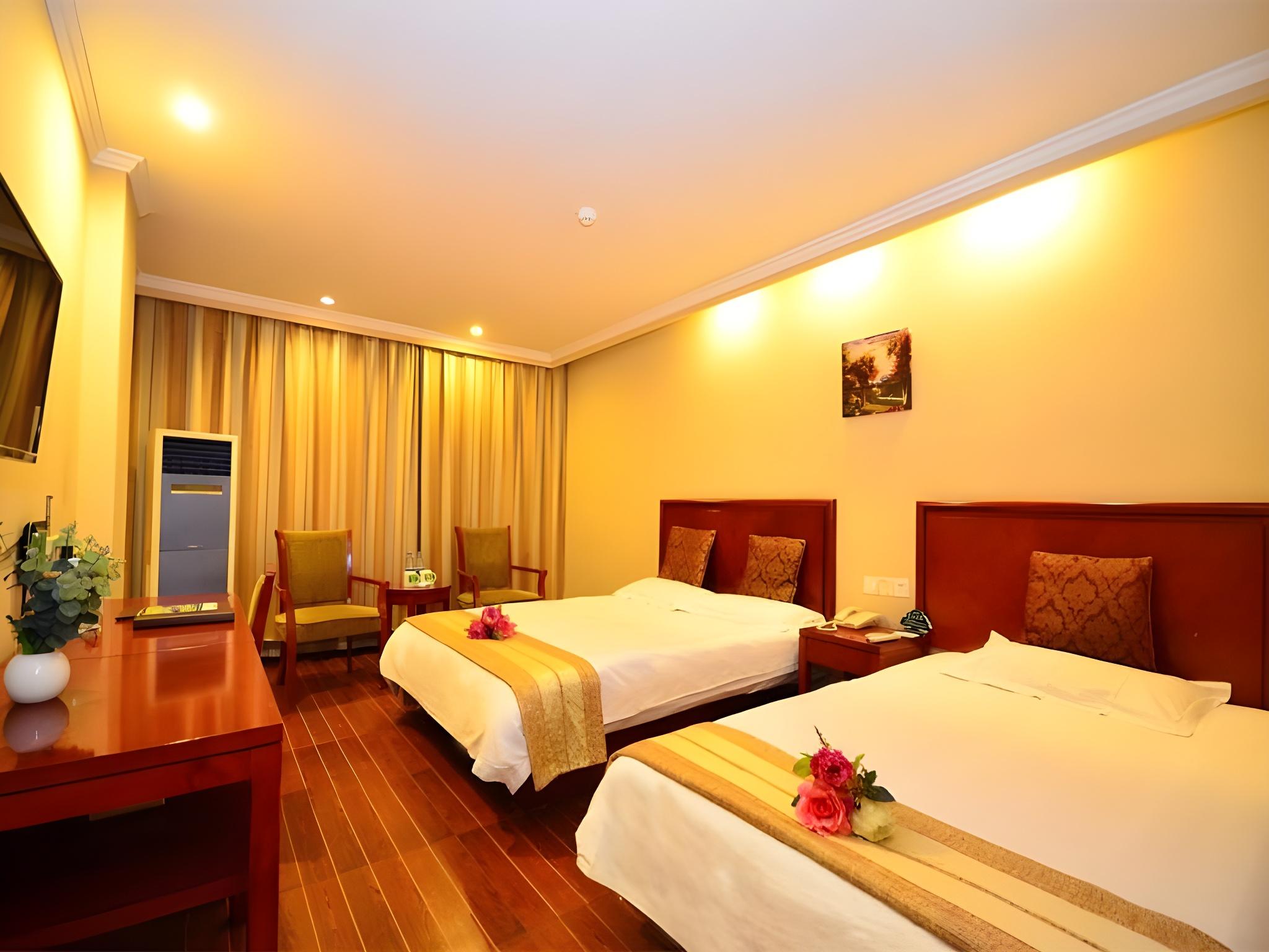 GreenTree Inn Xuzhou Yunlong District West Gate of Yunlong Public Park Express Hotel 4/22