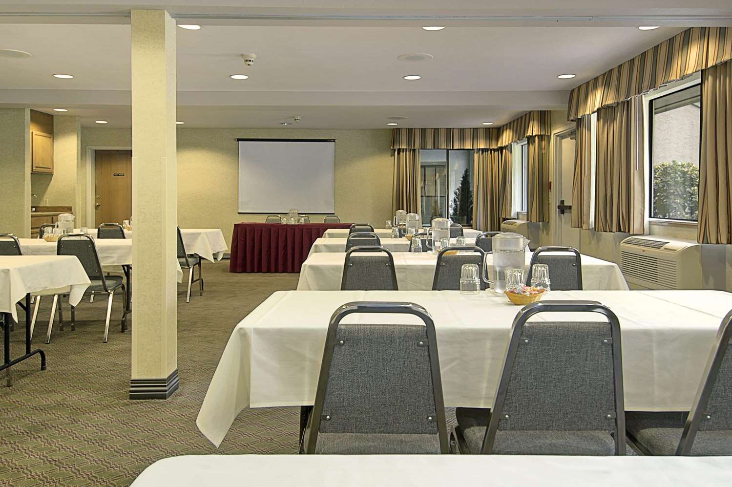Baymont By Wyndham Seattle/Kirkland Wa 24/31