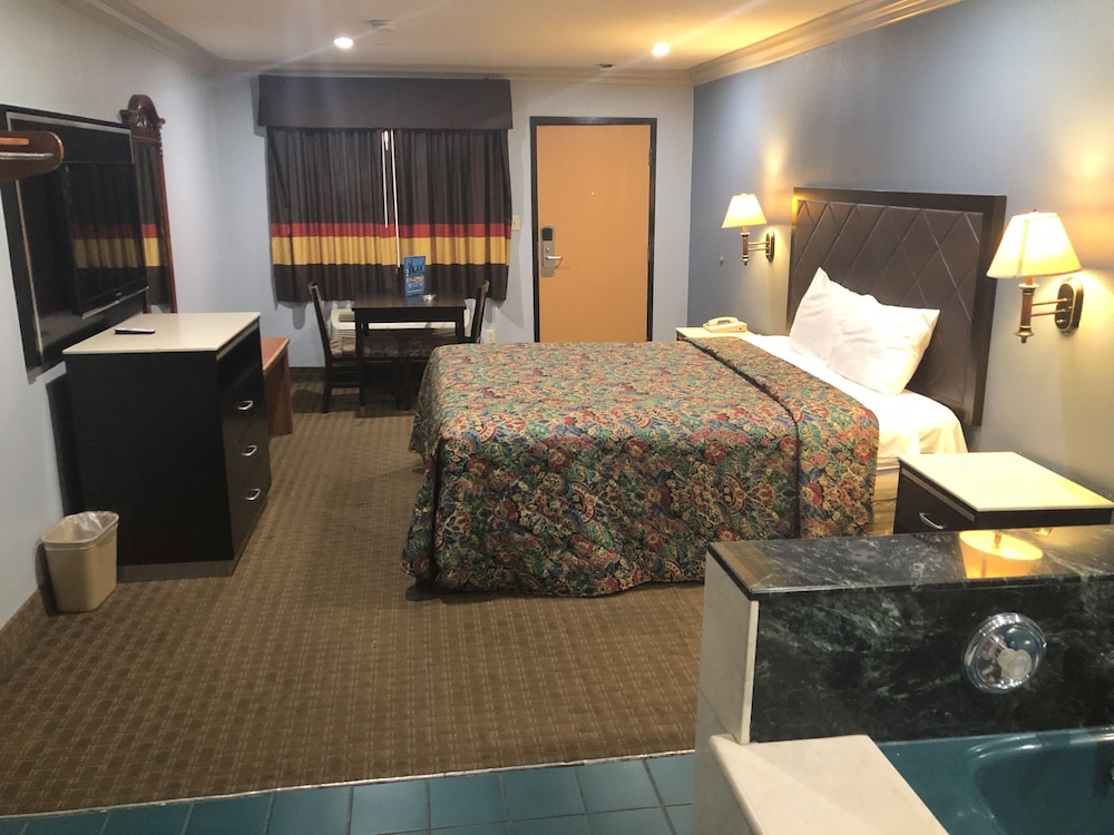 La Mirage Inn Lax Airport 4/29